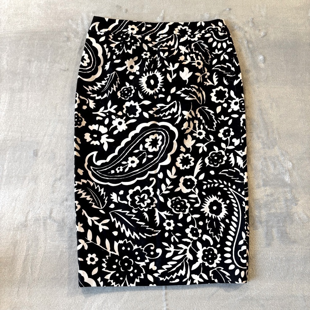 Boden Skirt Sz 4 L (Tall) Pencil Skirt Black/ White Print Office Work Corpcore